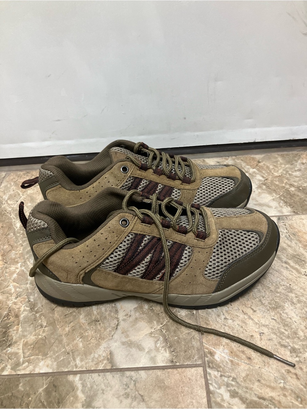 New Never used Faded Glory outdoor sneakers